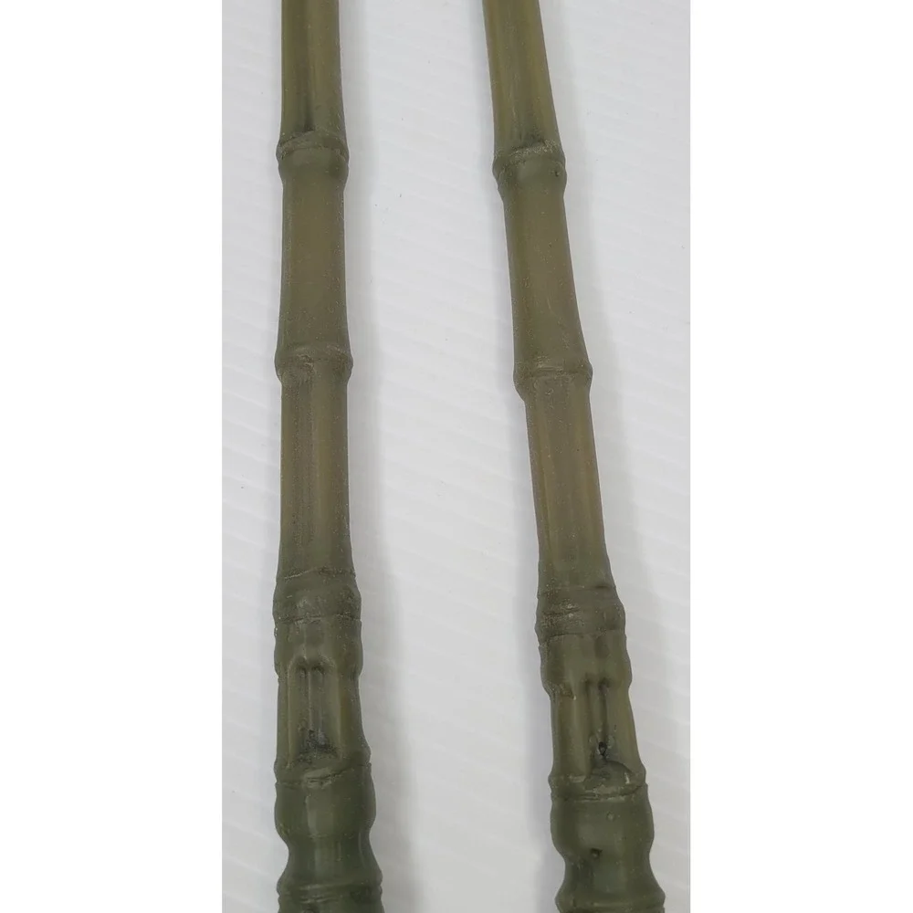 4 Fillamento Neiman Marcus 100% Beeswax Spring Green Bamboo Shaped Taper Candles